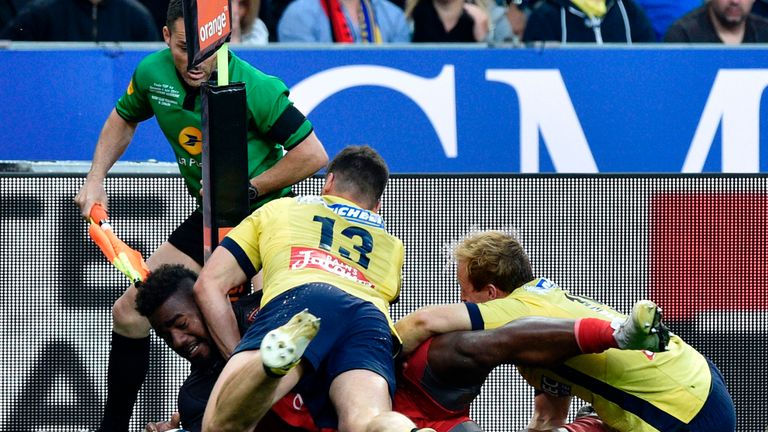 Josua Tuisova 's powerful finish in the corner for Toulon